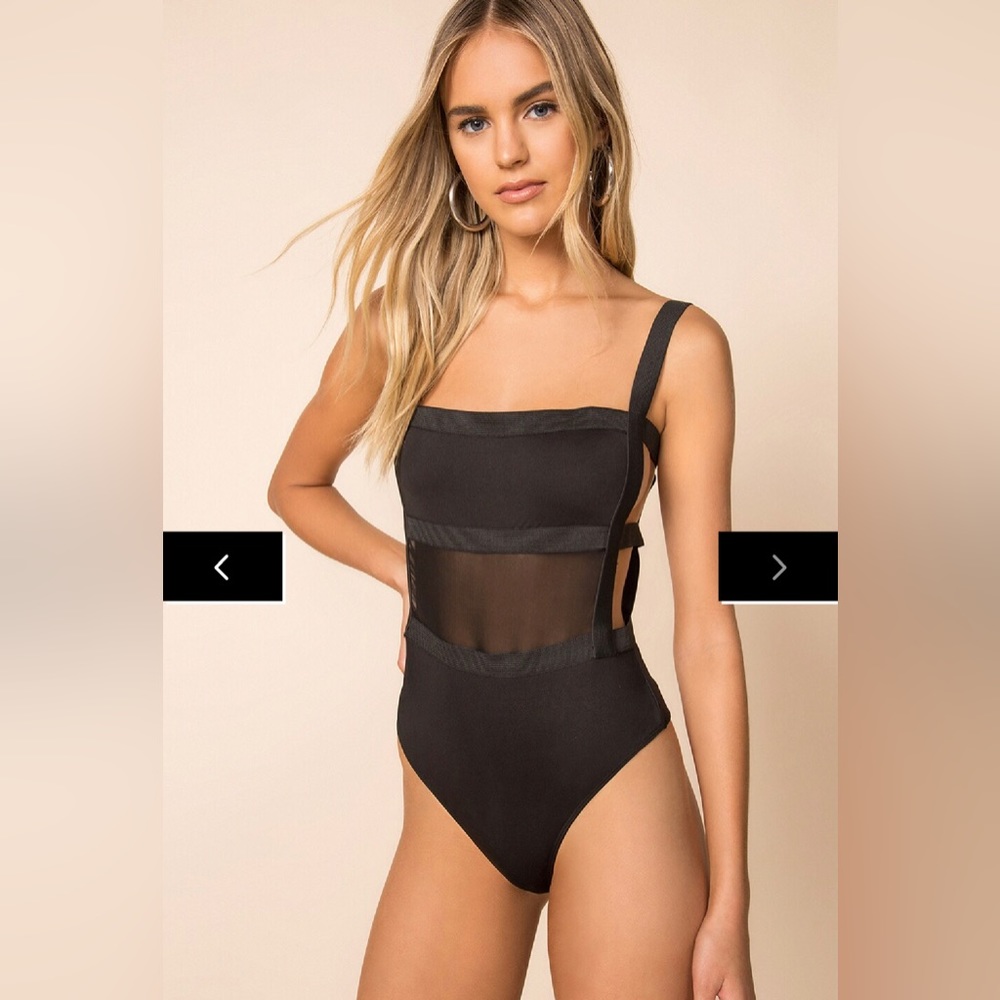Superdown camille strappy back bodysuit